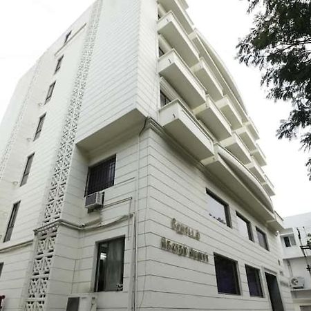 Hotel Goutham Manor Chennai Extérieur photo