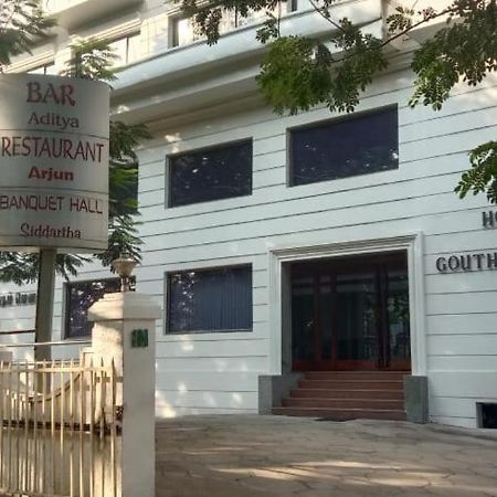 Hotel Goutham Manor Chennai Extérieur photo