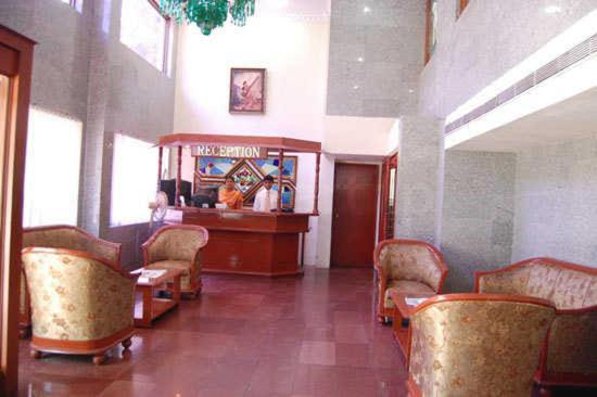 Hotel Goutham Manor Chennai Extérieur photo