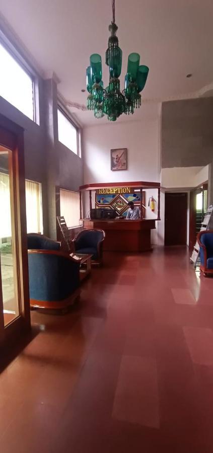 Hotel Goutham Manor Chennai Extérieur photo