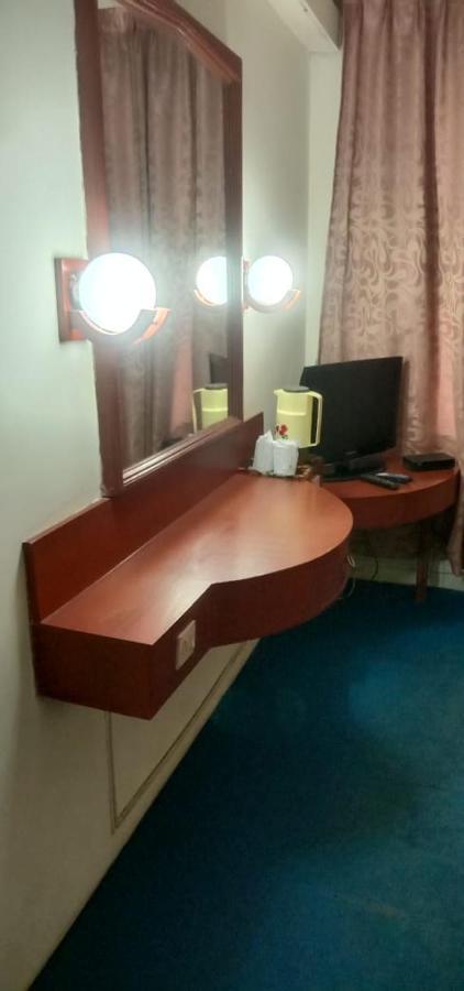 Hotel Goutham Manor Chennai Extérieur photo